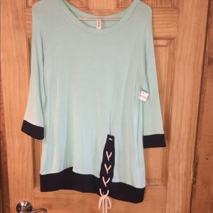 NWT half sleeved light weight aqua & navy tunic